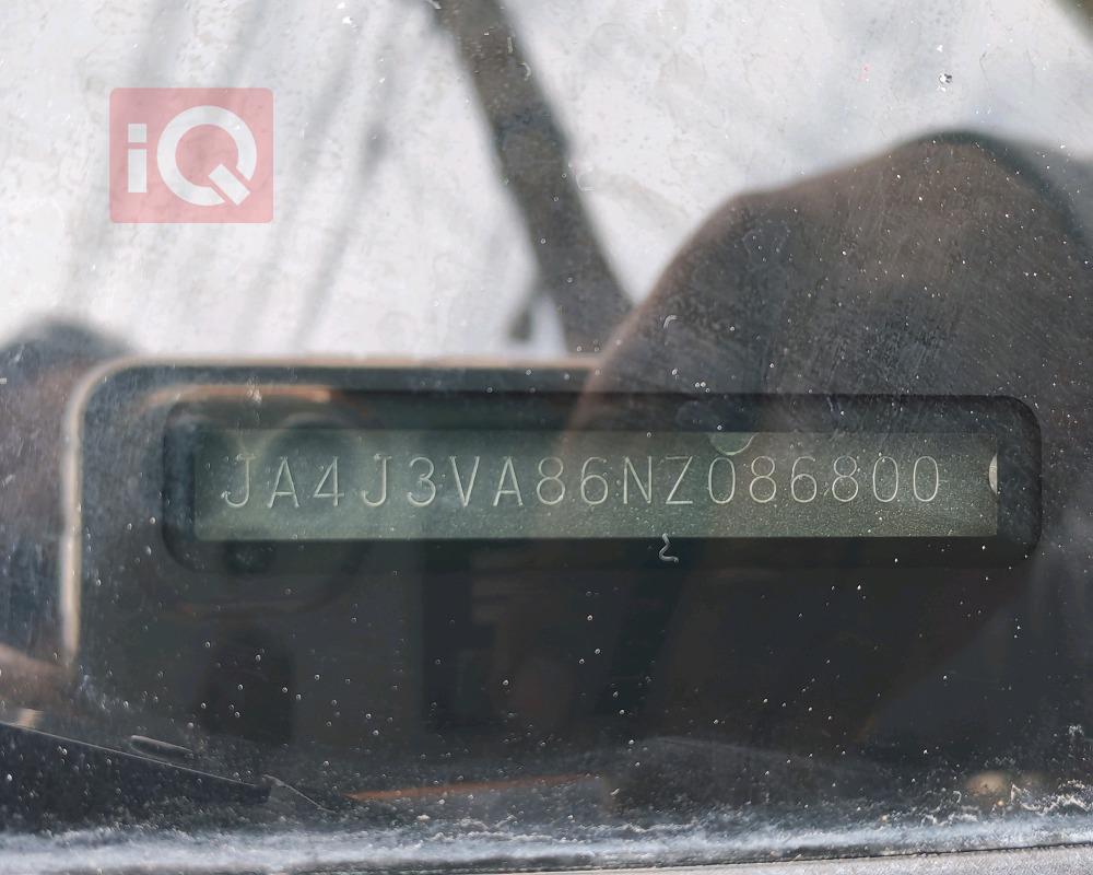 ميتسوبيشي اوتلاندر